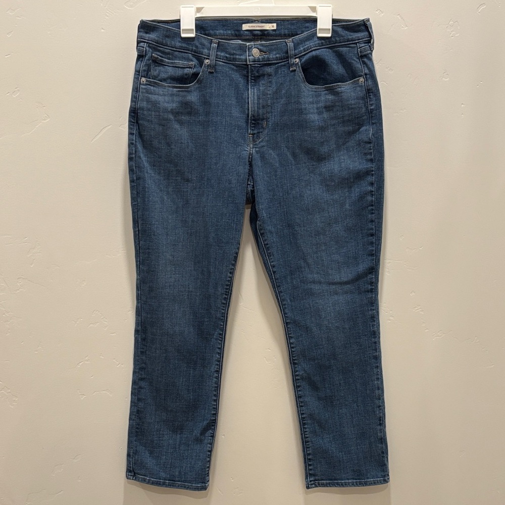 Levi’s Mid-Wash Blue Straight Leg Jeans 16S Short